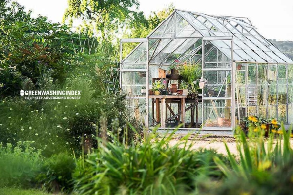 Selecting The Perfect Winter Greenhouse for Your Needs