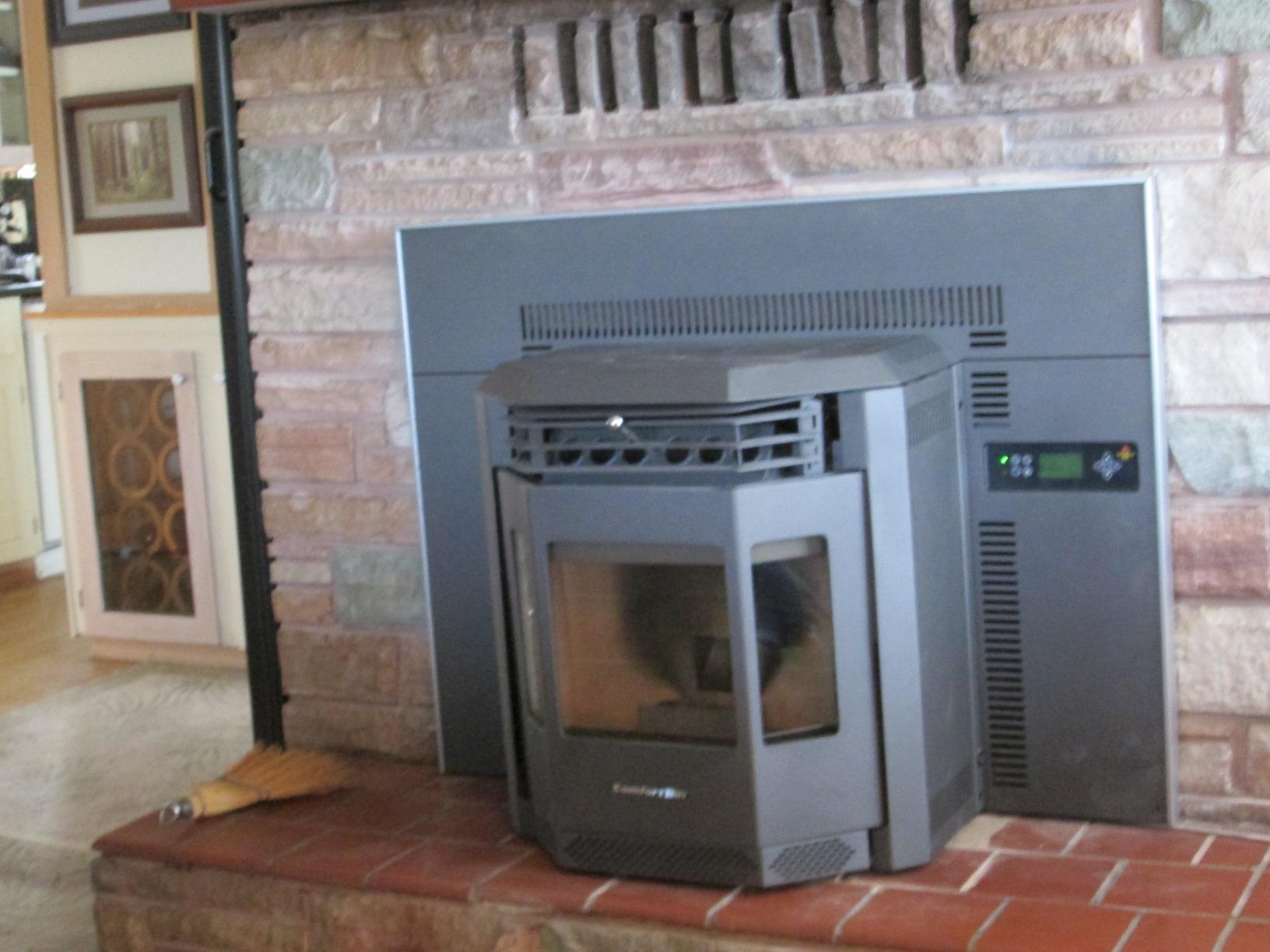 Wood Pellet Stove HP22 2,800 Sq Ft. Pellet Fuel EPA Cert. 55 Pound Hopper - Customer Photo 1