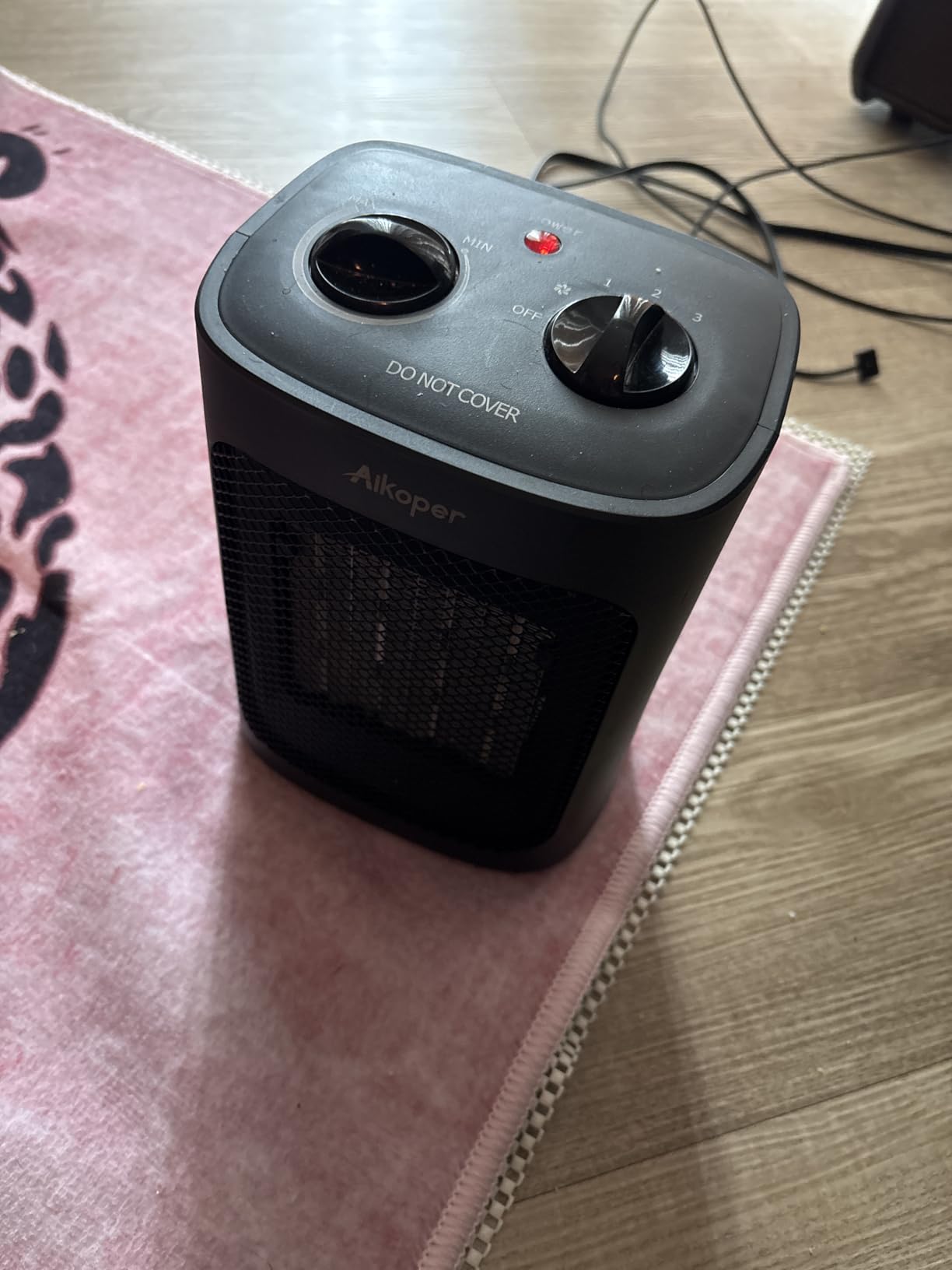Space Heater, 1500W Electric Heaters Indoor Portable with Thermostat, PTC Fast Heating Ceramic Room Small Heater with Heating and Fan Modes for Bedroom, Office and Indoor Use - Customer Photo 1
