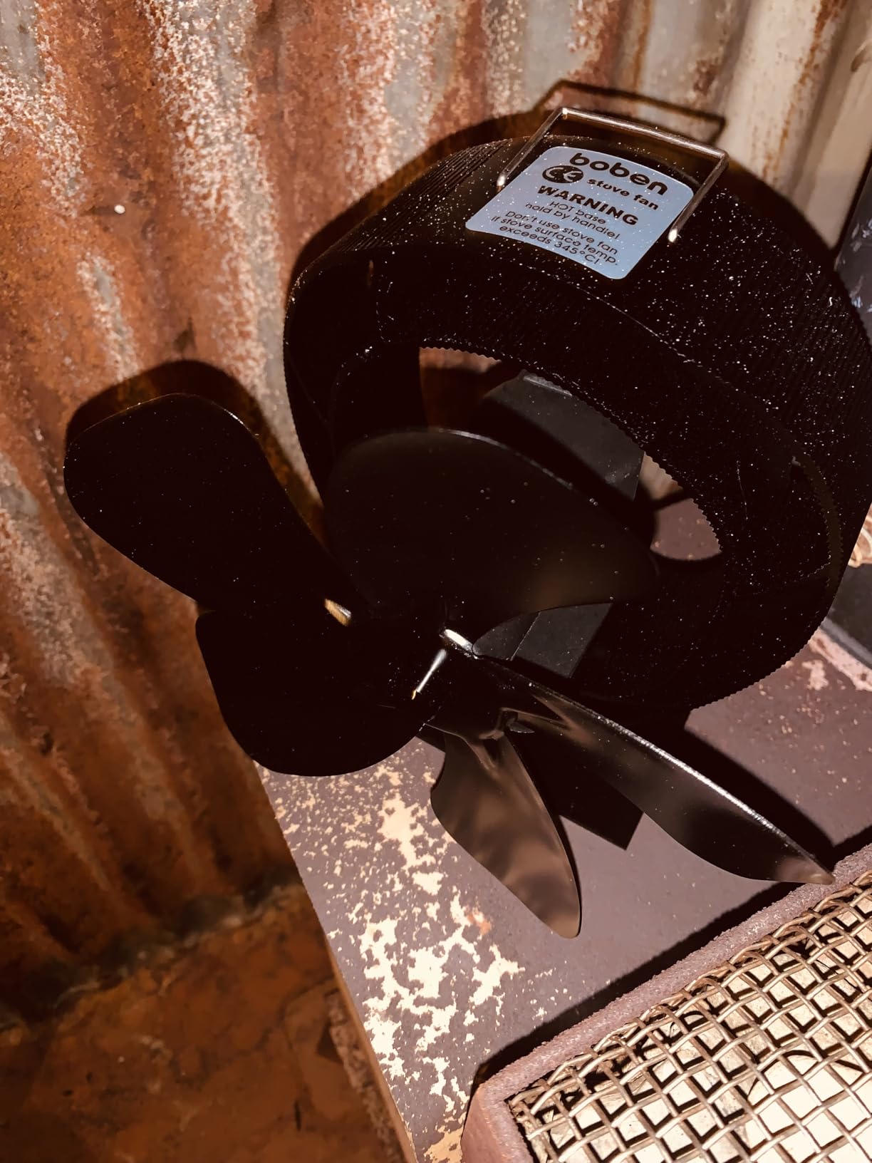 BOBEN Heat Powered Wood Stove Fan with Oscillating Function for Enhanced Heating, with Thermometer Customer Review BOBEN Heat Powered Wood Stove Fan with Oscillating Function for Enhanced Heating, with Thermometer - Customer Photo 4