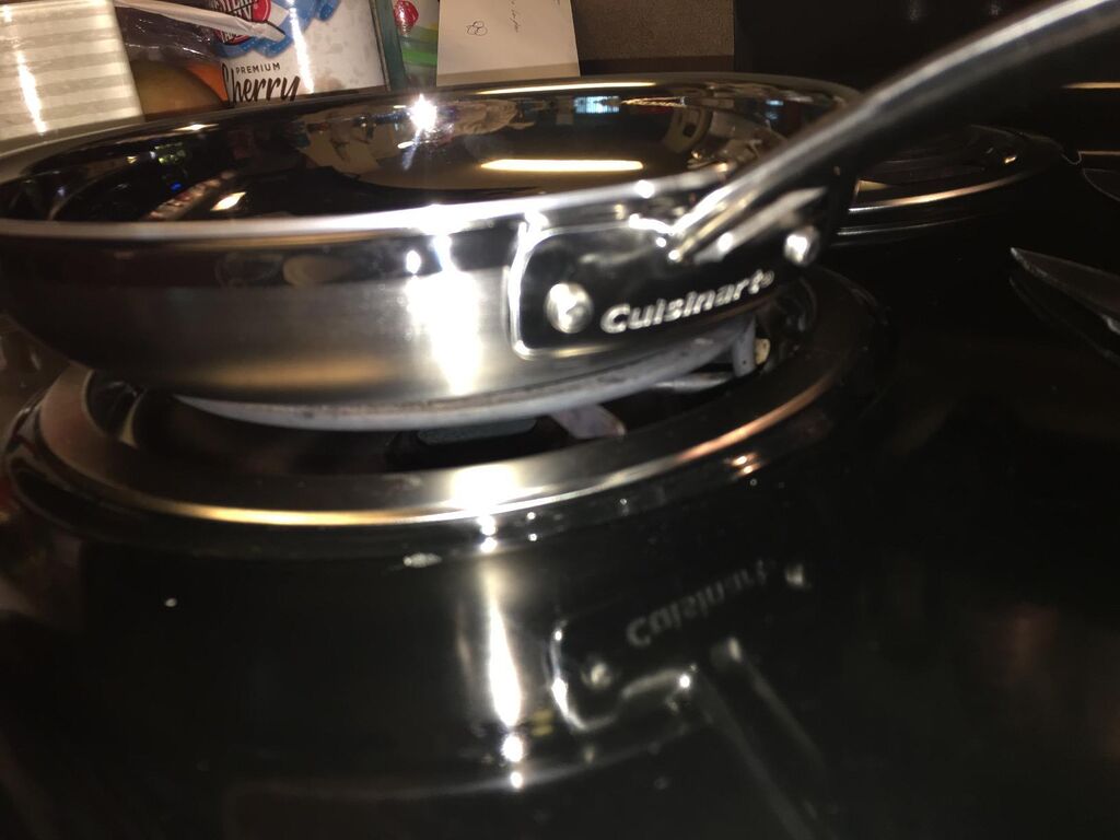 Cuisinart 12-Piece MultiClad Pro Triple Ply Stainless Steel Pots and Pans Set, Cookware Set Compatible with Induction, Electric, Gas Cooktops, Cool Grip Handles, Oven Safe to 500°F, Silver customer photo 2