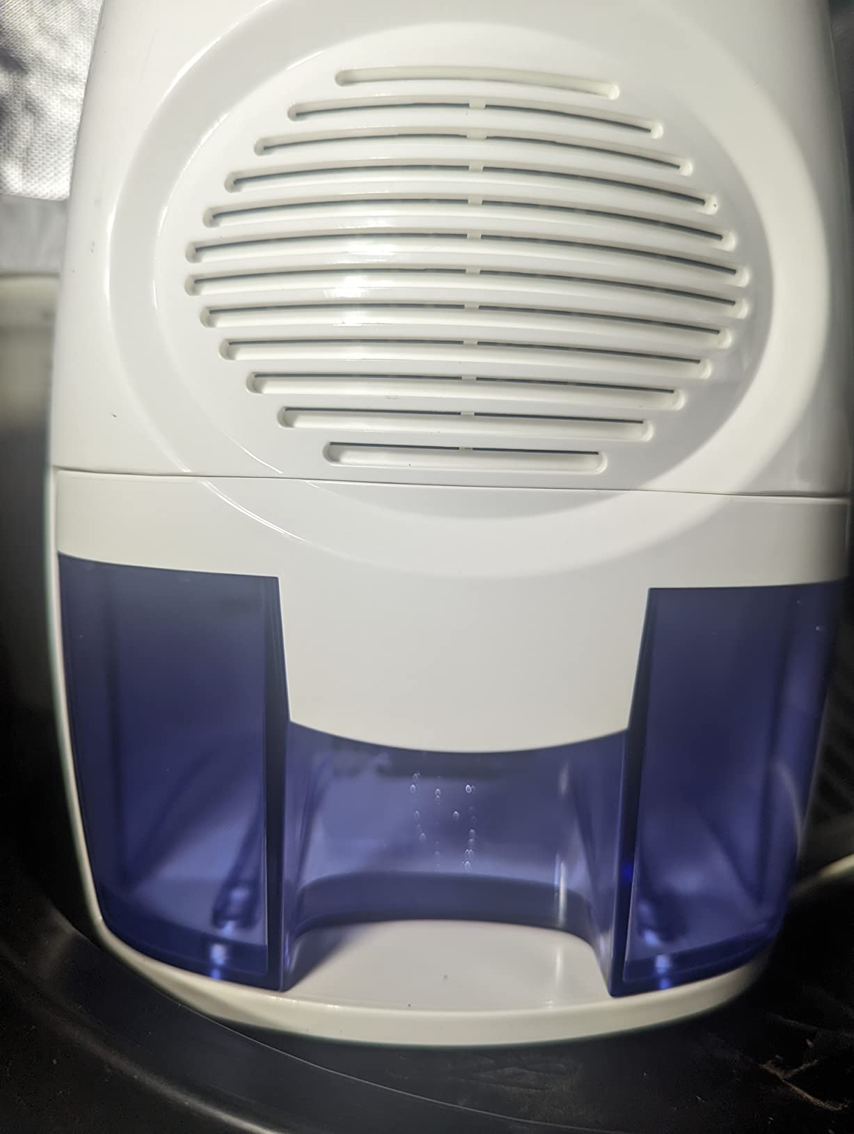 Ivation IVADM10 Powerful Small-Size Thermo-Electric Dehumidifier - for Smaller Room, Cupboard, Basement, Attic, Stored Boat, RV, Antique Car,White Customer Review Ivation IVADM10 Powerful Small-Size Thermo-Electric Dehumidifier - for Smaller Room, Cupboard, Basement, Attic, Stored Boat, RV, Antique Car,White - Customer Photo 3