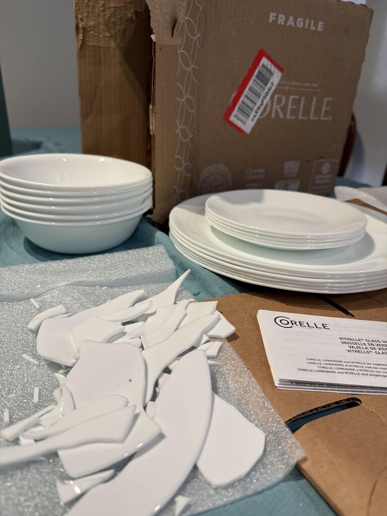 Corelle Vitrelle 18-Piece Service for 6 Dinnerware Set, Winter Frost White customer photo 2