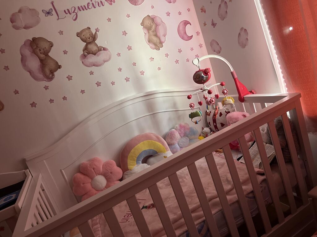 DaVinci Charlie 4-in-1 Convertible Crib customer photo 1