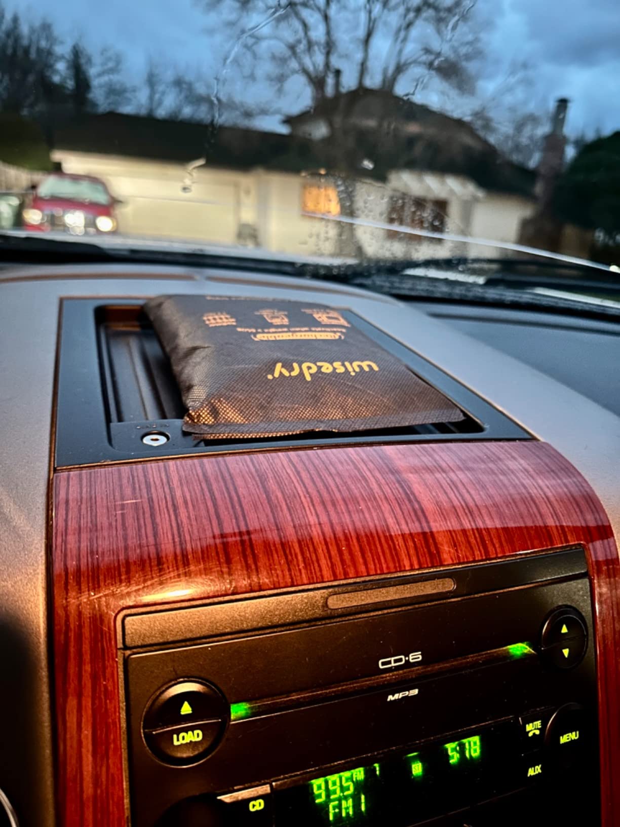 wisedry 2 x 500 Gram [2.2 lbs] Rechargeable Silica Gel Car Dehumidifier, Microwave Fast Reactivated Desiccant Packets Large for Gun Safe Closet Basement Garage Storage Moisture Absorber Bag Reusable - Customer Photo 3