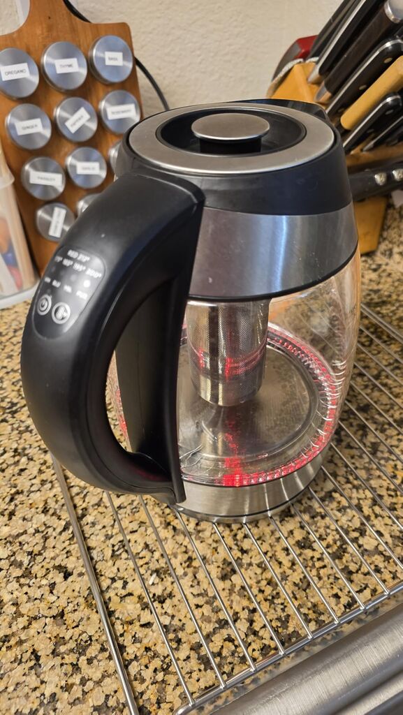 Chefman Electric Kettle with Temperature Control, 5 Presets LED Indicator Lights, Removable Tea Infuser, Glass Tea Kettle & Hot Water Boiler, 360 Swivel Base, BPA Free, Stainless Steel, 1.8 Liters customer photo 1