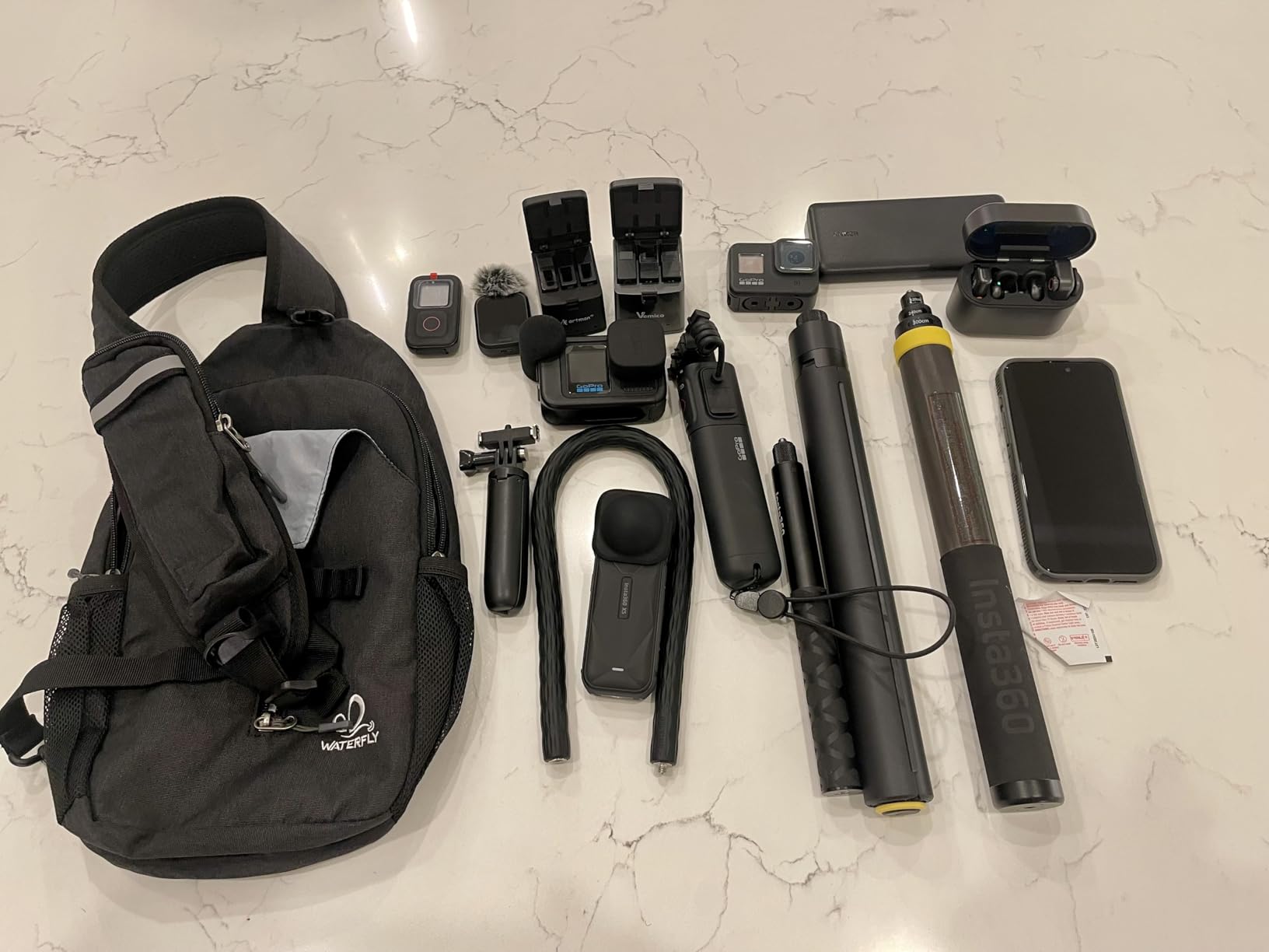 WATERFLY Crossbody Sling Backpack Sling Bag Travel Hiking Chest Bag Daypack (Black) Customer Review WATERFLY Crossbody Sling Backpack Sling Bag Travel Hiking Chest Bag Daypack (Black) - Customer Photo 1