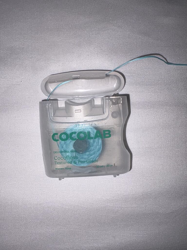 Cocofloss Expanding Woven Dental Floss by Cocolab, Waxed Tooth Floss for Daily Oral Care, Coconut Oil Infused, Vegan, for Adults and Kids, Mint Scent, 1 Pack customer photo 1