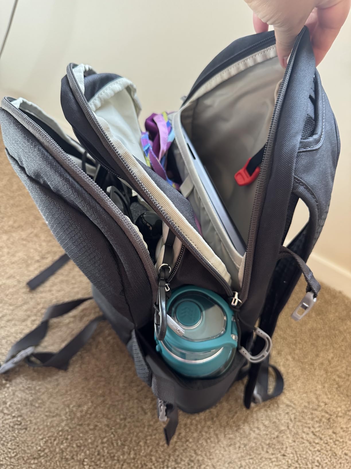 Osprey Daylite Commuter Backpack Customer Review Osprey Daylite Commuter Backpack - Customer Photo 1