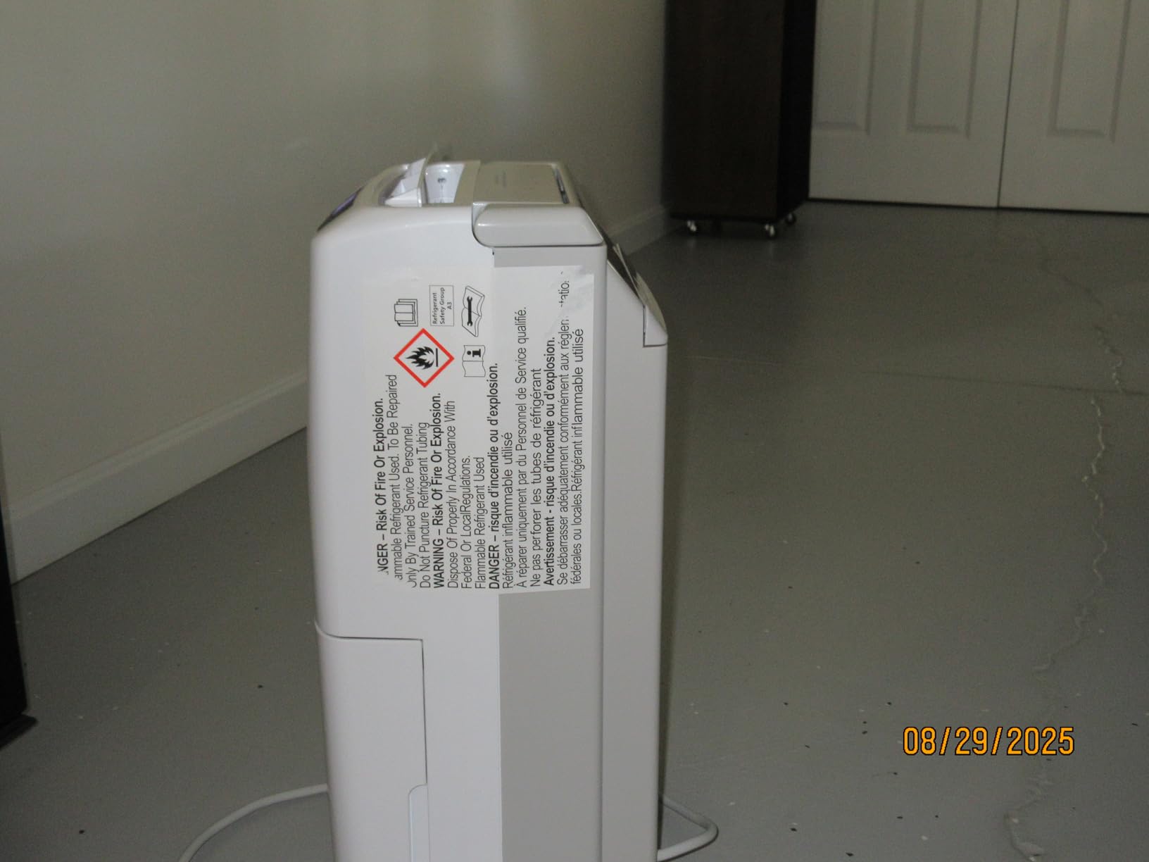 Waykar 80 Pints 2025 Energy Star Dehumidifier for Spaces up to 5,000 Sq. Ft for Basement and Home, Large Room with Drain Hose and 1.14 Gallons Water Tank Customer Review Waykar 80 Pints 2025 Energy Star Dehumidifier for Spaces up to 5,000 Sq. Ft for Basement and Home, Large Room with Drain Hose and 1.14 Gallons Water Tank - Customer Photo 2