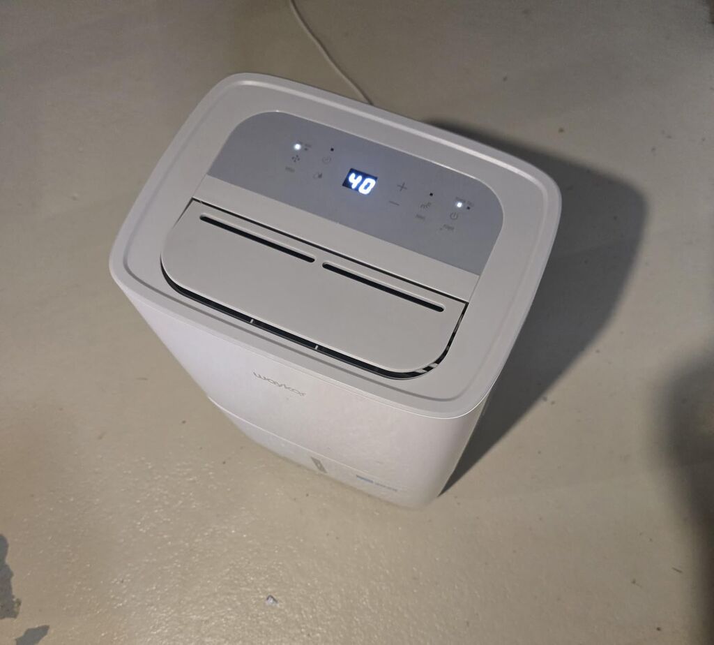 Waykar 120 Pints Energy Star Dehumidifier for Spaces up to 6,000 Sq. Ft at Home, in Basements and Large Rooms with Drain Hose and 1.14 Gallons Water Tank customer photo 2