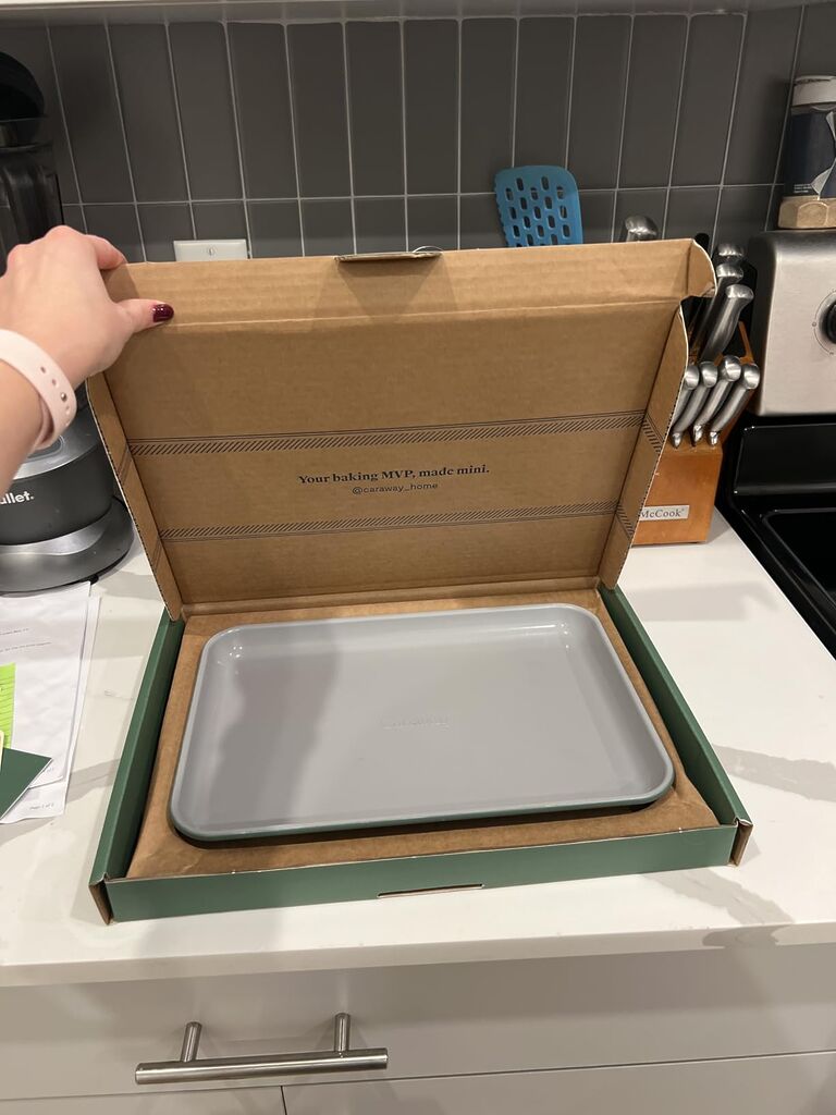 Caraway Non-Stick Ceramic Baking Sheet - Naturally Slick Ceramic Coating - Non-Toxic, PTFE & PFOA Free - Medium (15