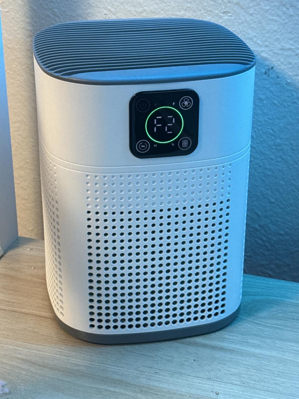 Air Purifiers for Bedroom, Honeyuan H13 HEPA Air Purifier for Home Large Room 600 sqft, Air purifiers with 360°Air Intake, 3 Fan Speeds, 3-Stage Filtration, White - Customer Photo 2