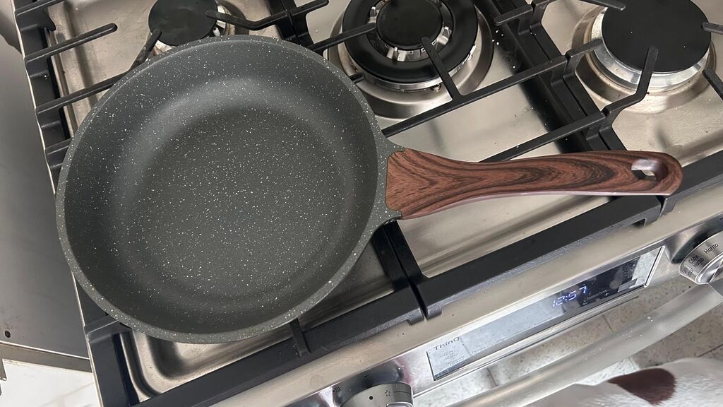 SENSARTE Nonstick Ceramic Frying Pan Skillet (9.5 Inch) customer photo 2