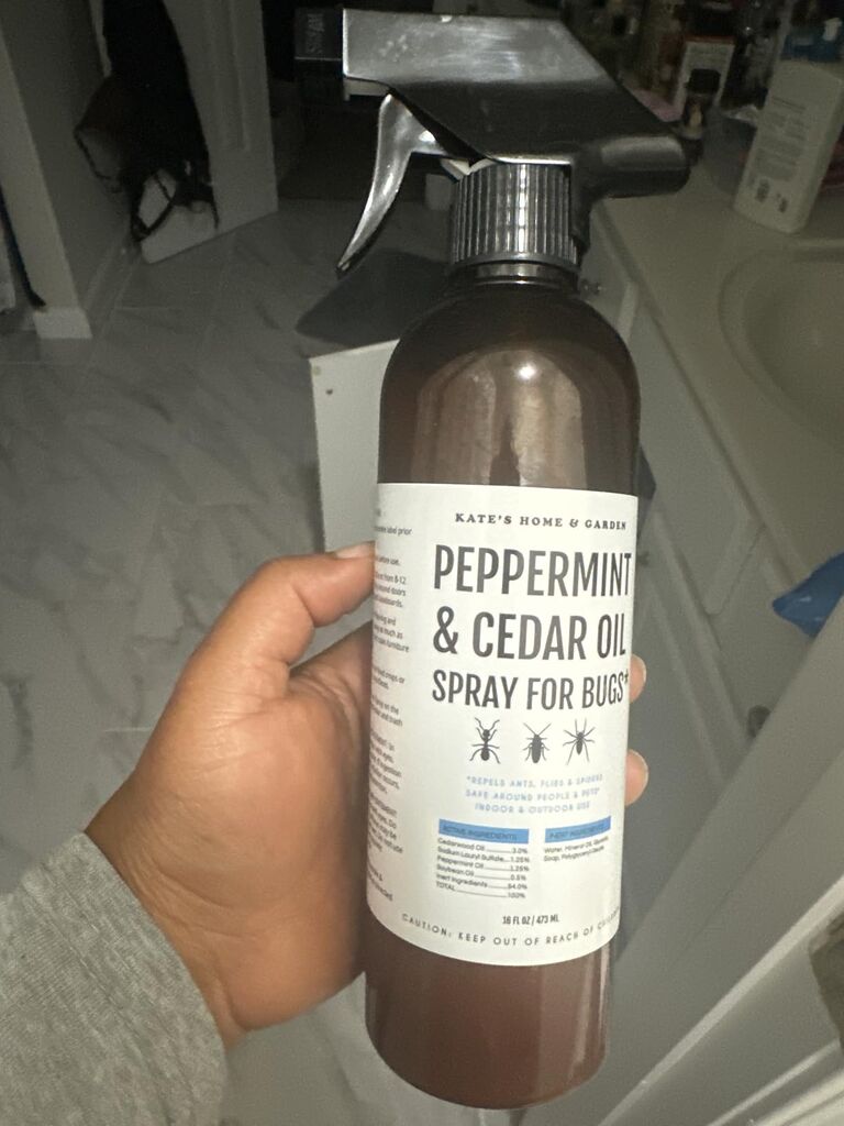 Kate's Home & Garden Peppermint Oil Spray for Bugs, Ants, Insects, Spiders, Roaches, Stink Bug. Pesticide and Insecticide Indoor Repellent Pest Control with Cedar Oil (16oz, Natural, Non Toxic) customer photo 1
