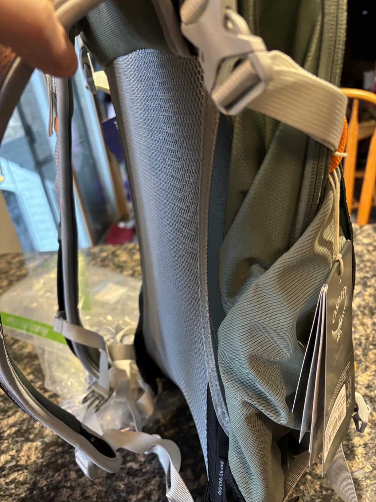 Osprey Hikelite 26L Unisex Hiking Backpack – Lightweight Daypack with Breathable Backpanel and Raincover – Ideal for Day Hikes, Travel, and Everyday Use in Any Weather, Chameleon/Black Customer Review Osprey Hikelite 26L Unisex Hiking Backpack – Lightweight Daypack with Breathable Backpanel and Raincover – Ideal for Day Hikes, Travel, and Everyday Use in Any Weather, Chameleon/Black - Customer Photo 1