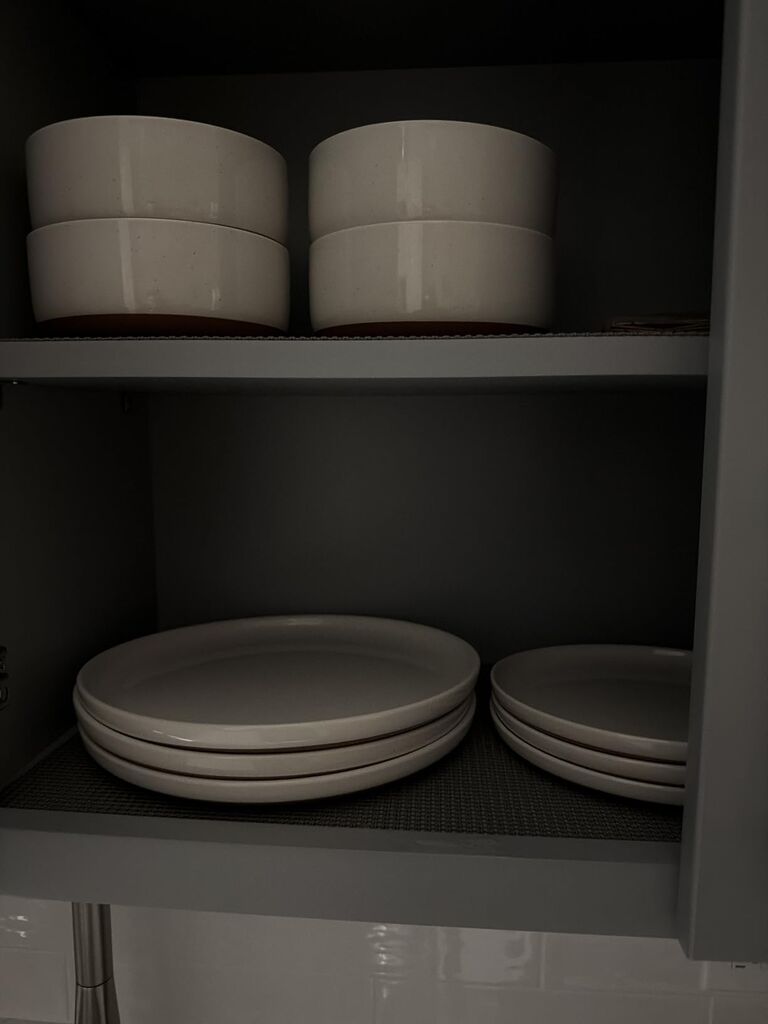 MALACASA Plates and Bowls Sets, 12 Pieces Modern Stoneware Dinnerware Set for 4 Kitchen Dinner Set Ceramic Dishware Dishes Set Microwave and Dishwasher Safe, White, Series TARA customer photo 2