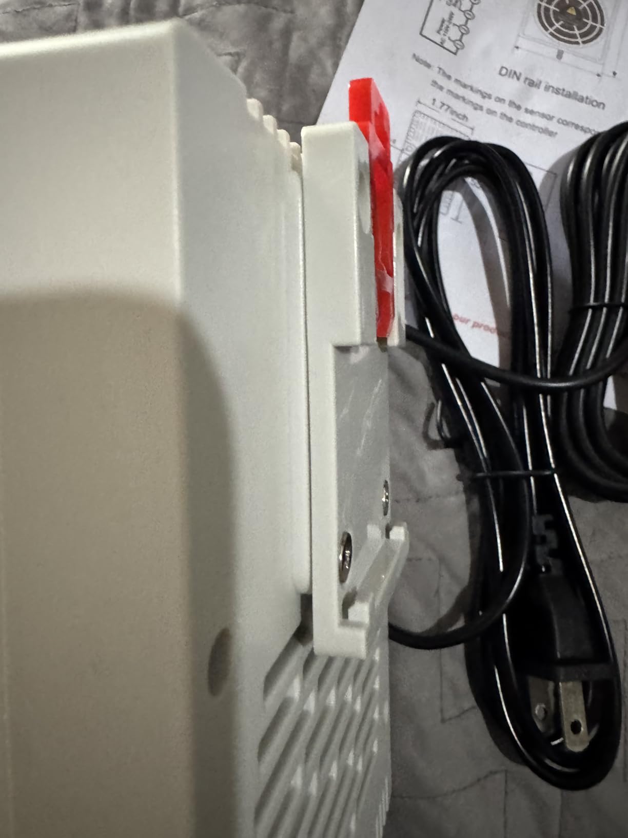 Small Dehumidifier for Grow Tent,Electric Box,Storage Cabinet,Closet,Tiny Space 110V/240V Mini Dehumidifier With Temperature Control Switch Auto-off Customer Review Small Dehumidifier for Grow Tent,Electric Box,Storage Cabinet,Closet,Tiny Space 110V/240V Mini Dehumidifier With Temperature Control Switch Auto-off - Customer Photo 4