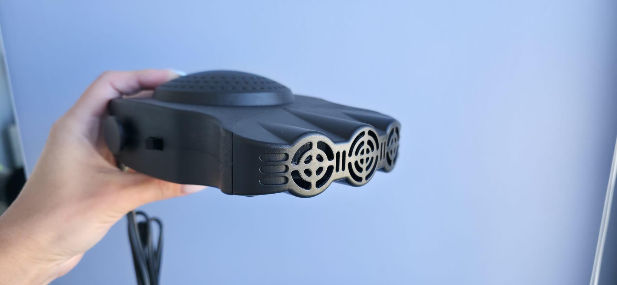 Car Heater Defogger Fan, Portable 30 Second Fast Heating Defrost Defogger Cooling Space 3-Outlet Plug in Cig Lighter Demister, 2 in 1 Automobile Windscreen Fan12V 200W Auto Ceramic Heater - Customer Photo 1