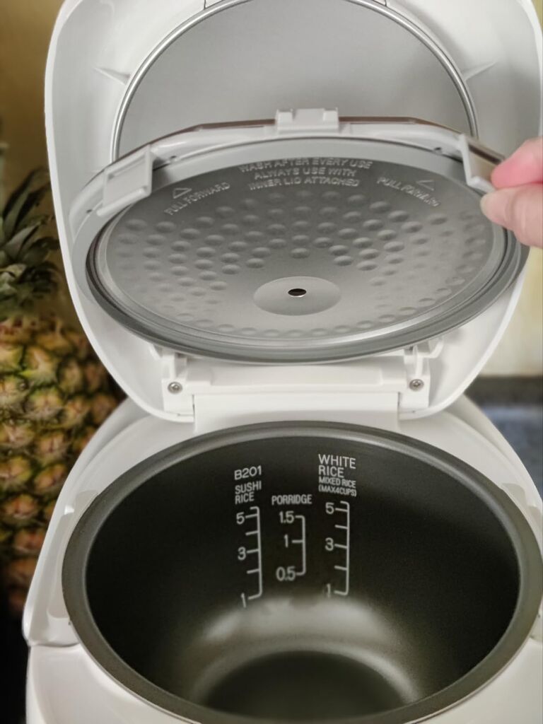 Zojirushi NS-ZCC10 5-1/2-Cup Neuro Fuzzy Rice Cooker and Warmer, Premium White customer photo 1