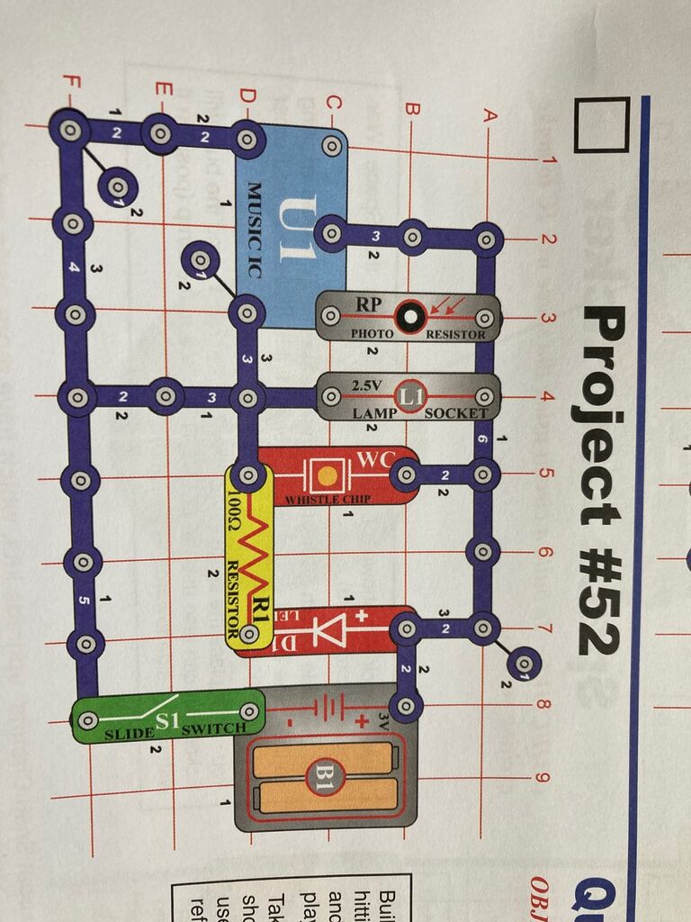 SNAP CIRCUITS Jr. SC-100 STEM Electronics Kit, 100+ Projects, Ages 8+ customer photo 2