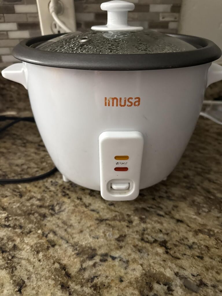 AROMA® Rice Cooker, 3-Cup (Uncooked) / 6-Cup (Cooked), Small Rice Cooker, Oatmeal Cooker, Soup Maker, Auto Keep Warm, 1.5 Qt, White, ARC-363NG customer photo 1