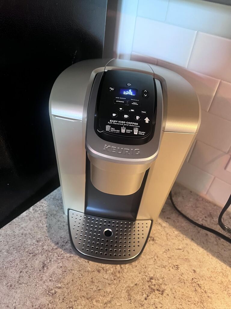 Keurig K-Elite Single Serve K-Cup Pod Coffee Maker, with Strength and Temperature Control, Iced Coffee Capability, 8 to 12oz Brew Size, Programmable, Brushed Slate customer photo 2