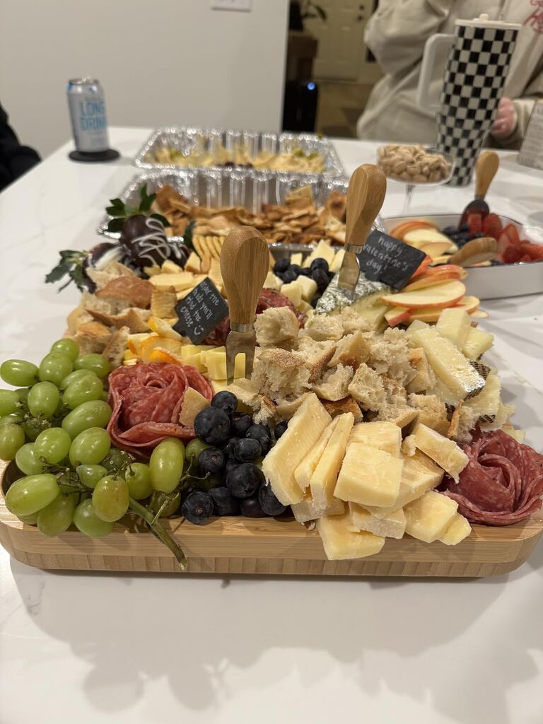 SMIRLY Charcuterie Board Set with Serving Accessories, Bamboo customer photo 1