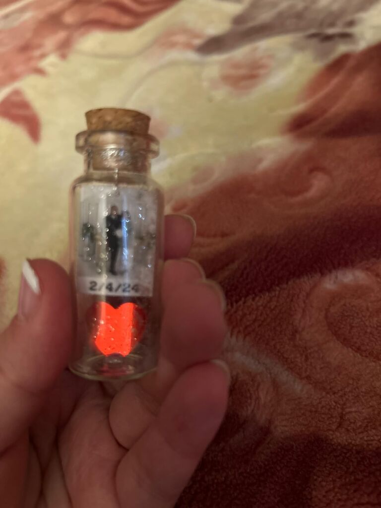 Anniversary Present for Her & Him, Romantic Gift to Boyfriend & Girlfriend, Message in Bottle I Love You Gifts Wife Husband ((01) Heart - You're Still the Best Decision I Ever Made, Gift Bottle) customer photo 1