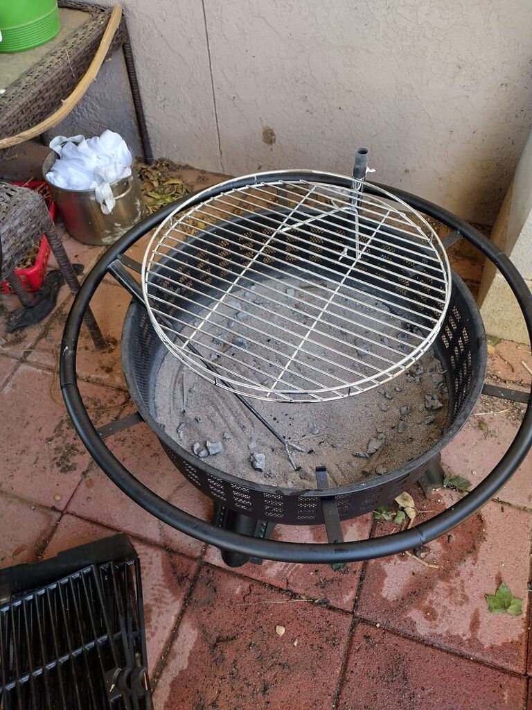 Hykolity 2 in 1 Fire Pit with Grill, Large 31
