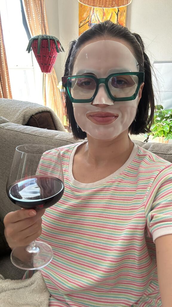 BIODANCE Bio-Collagen Real Deep Mask, Hydrating Overnight Hydrogel Face Mask, Pore Minimizing, Elasticity, Plumping, Travel Essentials & Self Care Gifts for Women, Korean Skin Care | 1.19oz(34g) x 4ea customer photo 2