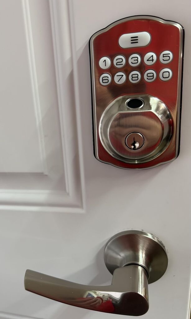 Veise KS02B Fingerprint Door Lock with 2 Lever Handles, Matte Black customer photo 1