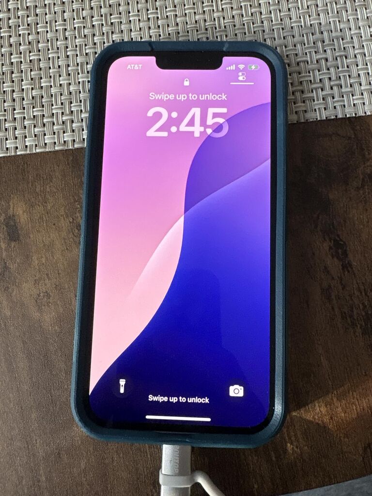 Apple iPhone 14, 128GB, Blue - Unlocked (Renewed) customer photo 2