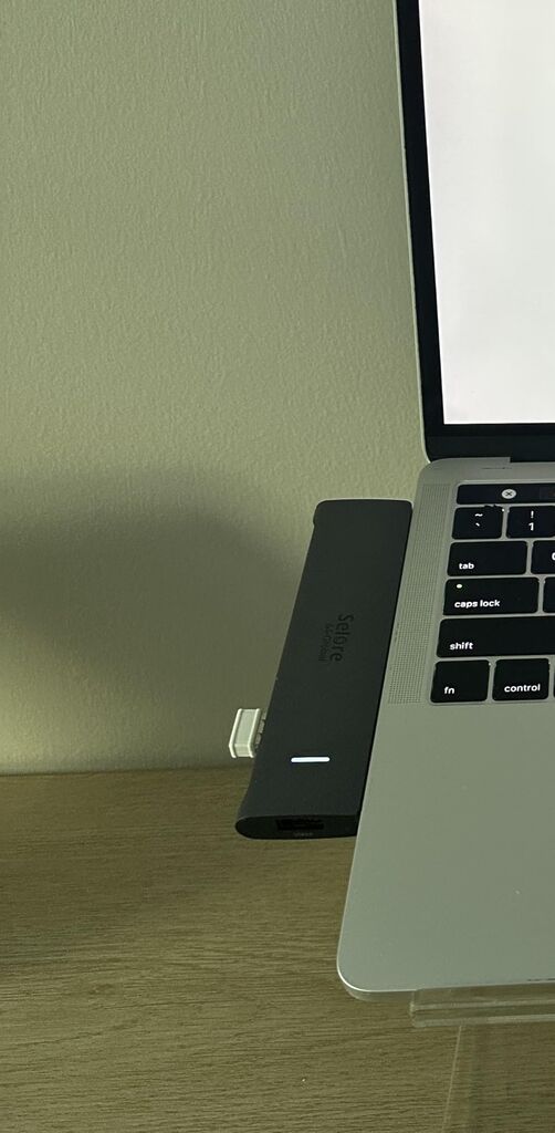 Selore USB C Docking Station Dual Monitor, USB C to Dual HDMI Adapter customer photo 2