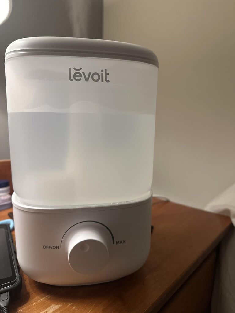 LEVOIT Top Fill Humidifiers for Bedroom, 2.5L Tank for Large Room, Easy to Fill & Clean, 28dB Quiet Cool Mist Air Humidifier for Home Baby Nursery & Plants, Auto Shut-off for Safety, 25H customer photo 1