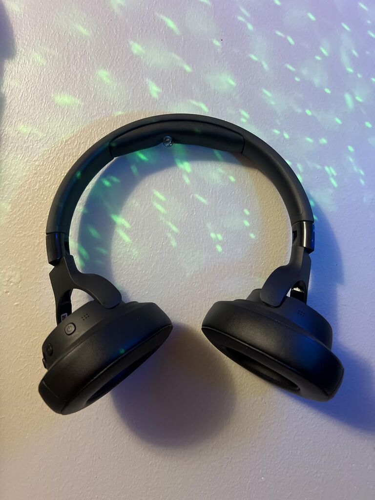 JBL Tune 770NC - Adaptive Noise Cancelling Wireless Over-Ear Headphones customer photo 2