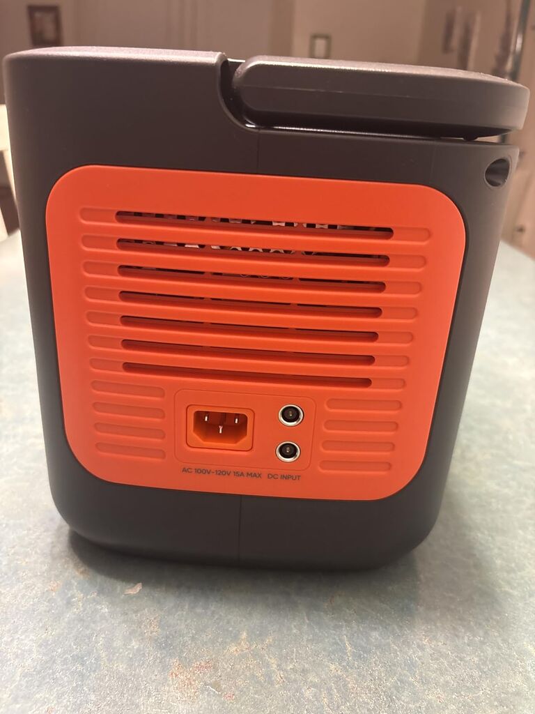 Jackery Explorer 1000 v2 Portable Power Station,1070Wh,1500W customer photo 1