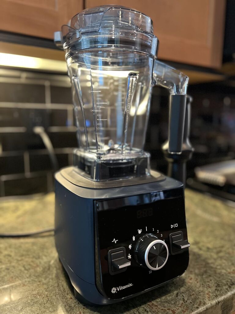 Vitamix Ascent X2 Blender with Three Blending Programs, Self-Cleaning Program, Professional-Grade Blender for Smoothies, Soups and More, Stainless-Steel Blades, 48 Oz Container, Shadow Black customer photo 1