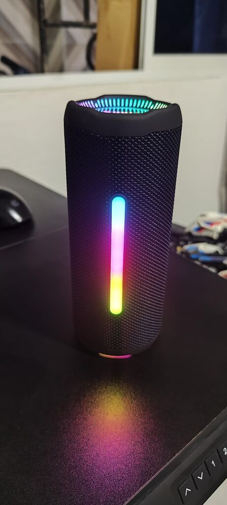 Bluetooth Speakers Wireless Loud Stereo Sound IPX7 Waterproof Outdoor Portable 25W Super Bass Speaker for Home Party Beach with 24H Playtime Colorful Lights BT5.3 TWS Pairing Birthday Gift Black customer photo 2