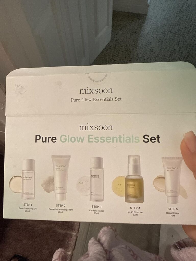 mixsoon Pure Glow Essentials Set - 5-Step Skincare Kit - Travel kit, Travel size kit, Hydrating Skincare Gift Set (15ml*1+20ml*3+30ml*1) Korean Glass Skin Care customer photo 1