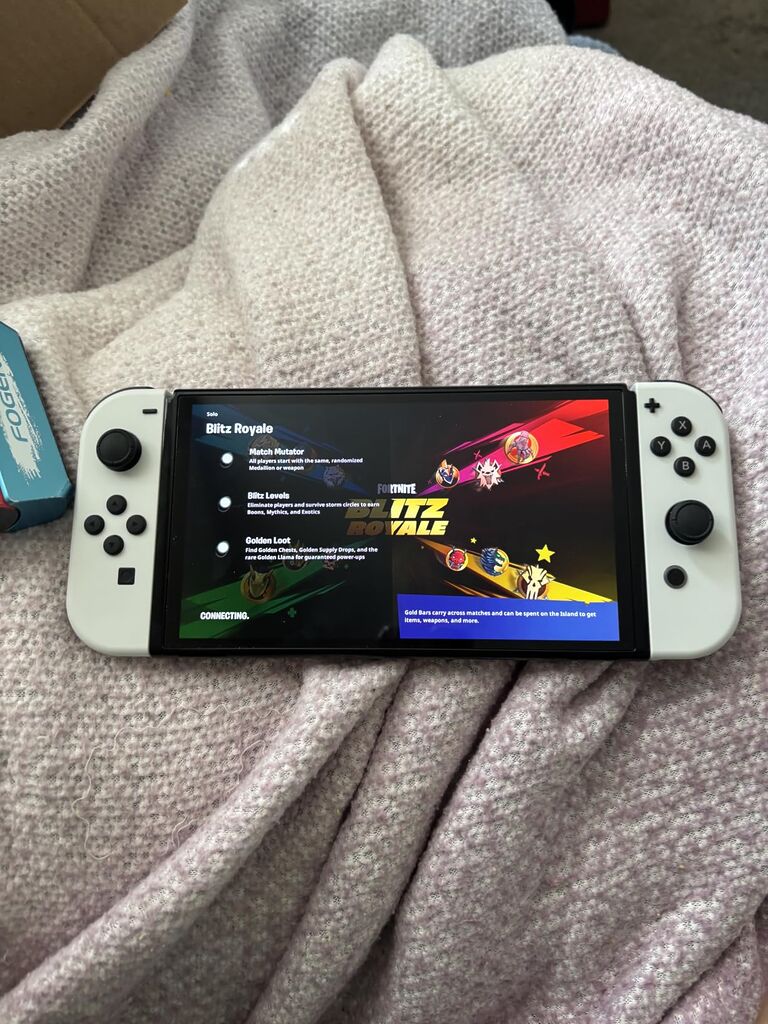 Nintendo Switch – OLED Model w/White Joy-Con customer photo 1