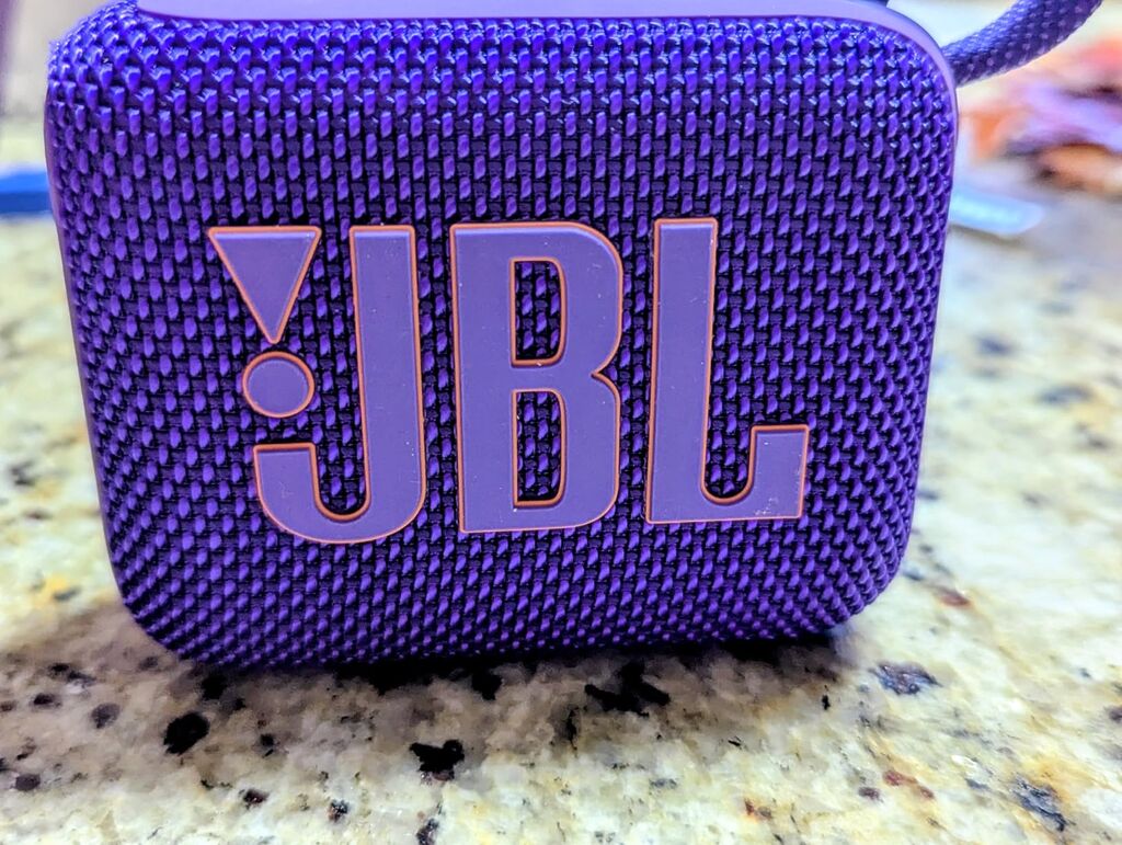 JBL Go 4 - Ultra-Portable, Waterproof and Dustproof Bluetooth Speaker, Big JBL Pro Sound with Punchy bass, 7-Hour Built-in Battery, Made in Part with Recycled Materials (Blue) customer photo 1