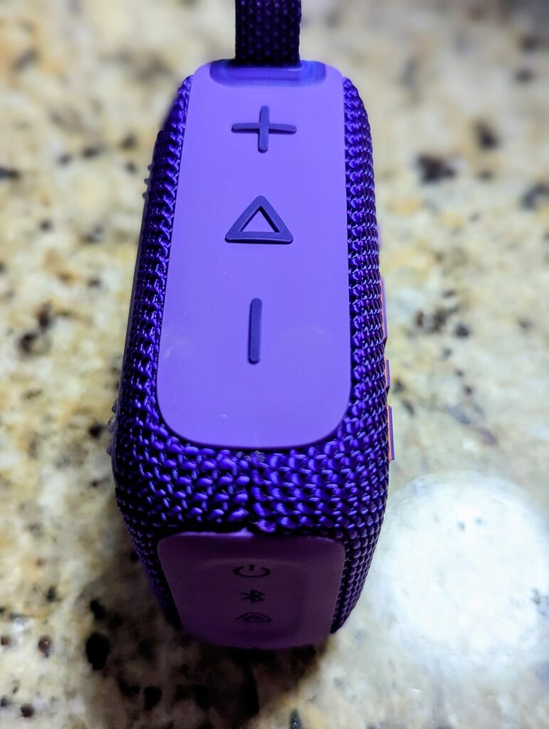 JBL Go 4 - Ultra-Portable, Waterproof and Dustproof Bluetooth Speaker, Big JBL Pro Sound with Punchy bass, 7-Hour Built-in Battery, Made in Part with Recycled Materials (Blue) customer photo 2