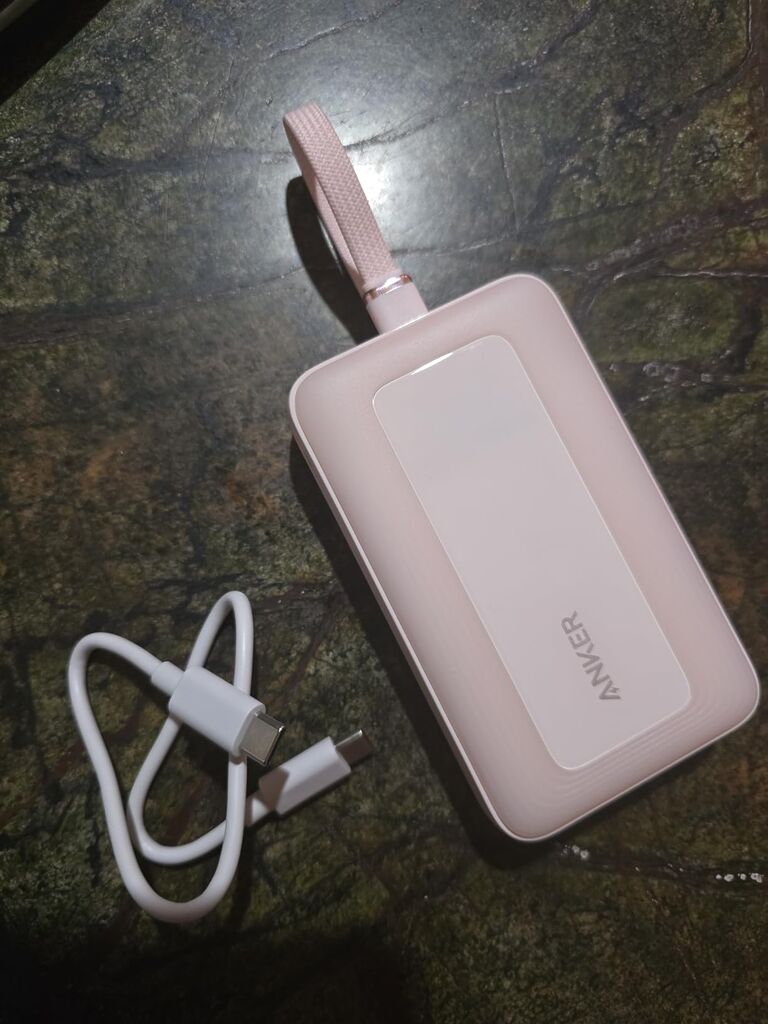 Anker Portable Charger, 10,000mAh 30W Power Bank, USB-C in and Out Fast Charging Battery Pack, Travel Essential Phone Power Bank, for iPhone 17/16, Galaxy and More customer photo 2