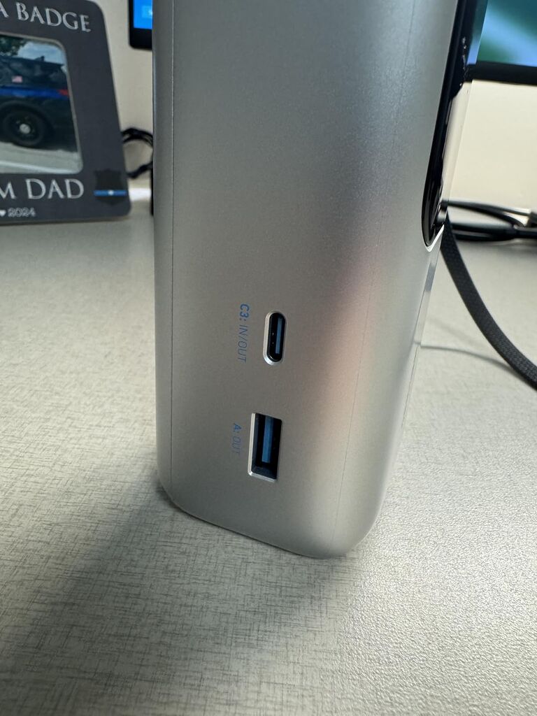 Anker Laptop Power Bank, 25,000mAh Portable Charger with Triple 100W USB-C Ports, Built-in Retractable Cables, Flight-Approved for Travel, iPhone 17/16 Series, MacBook, Samsung, and More customer photo 2