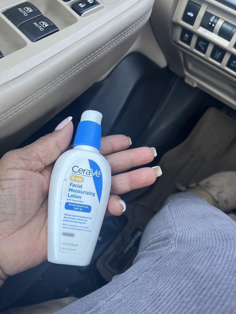 CeraVe AM Facial Daily Moisturizer, SPF 30 Face Sunscreen, 3oz customer photo 2