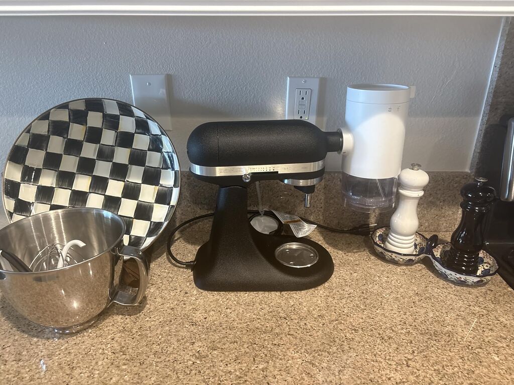 KitchenAid Artisan Mini 3.5 Quart Tilt-Head Stand Mixer - KSM3316X - Candy Apple Red customer photo 2