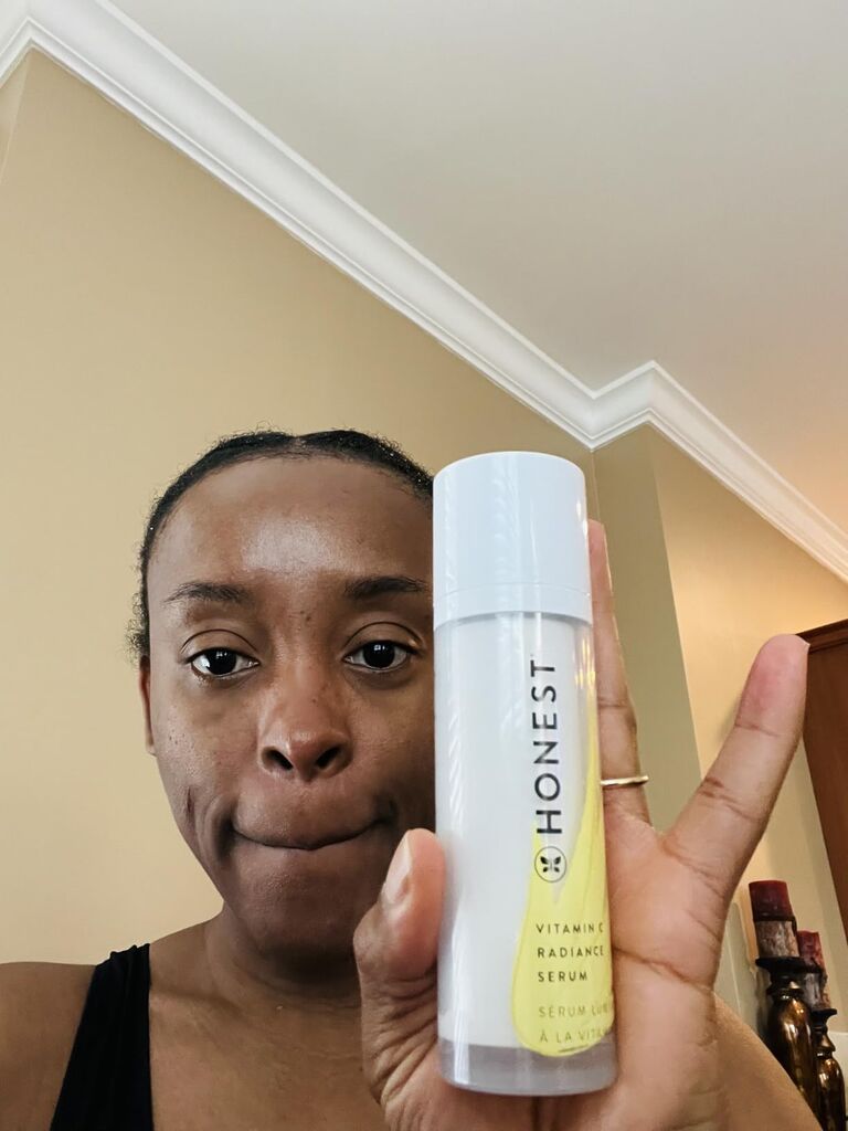 Honest Beauty Vitamin C Radiance Serum - Improves + Brightens Skin Tone and Complexion - Gentle for Sensitive Skin, Fragrance Free, Vegan - 1 fl oz customer photo 1