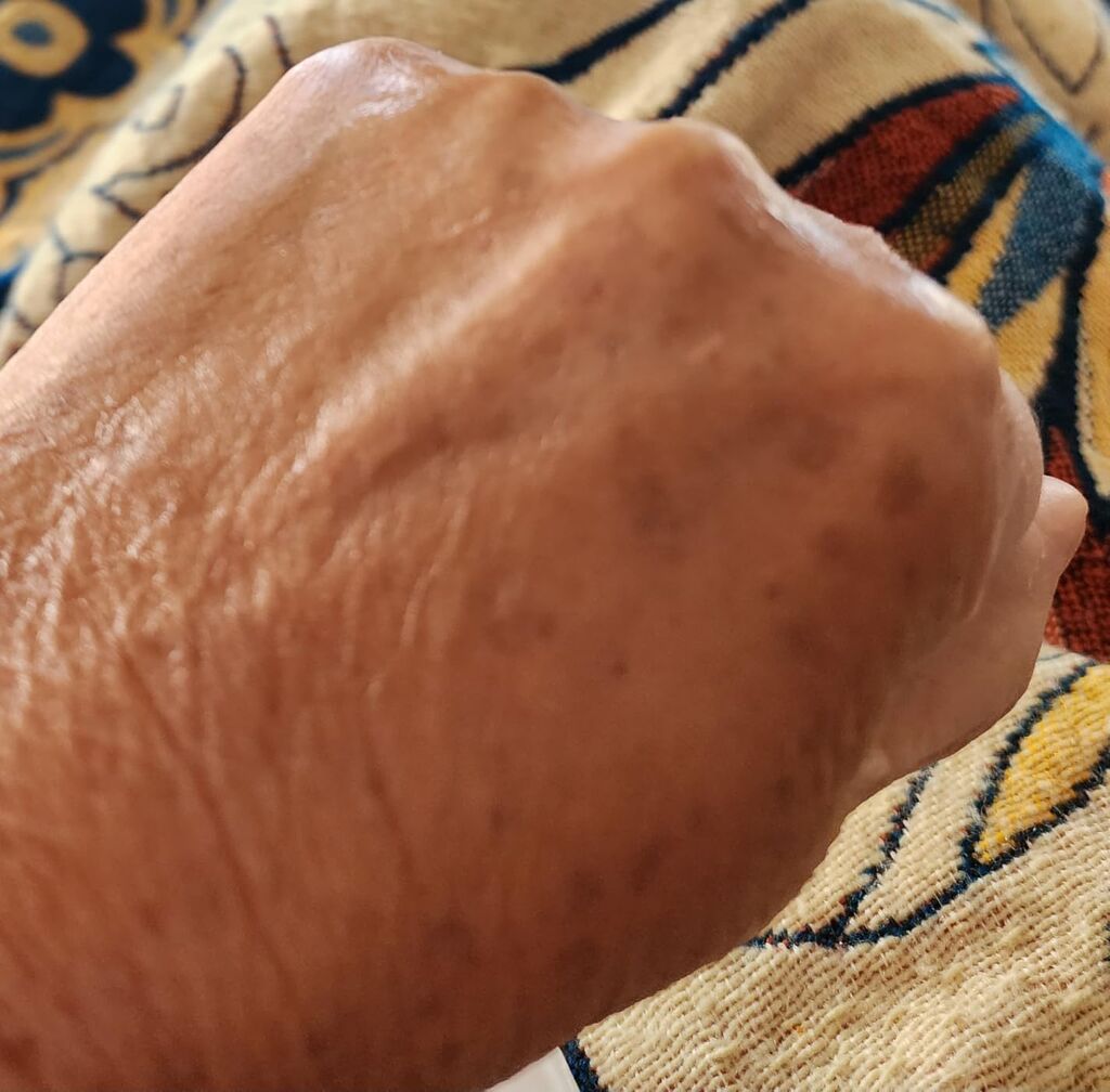ILIA - Super Serum Skin Tint SPF 40 | Non-Comedogenic, Vegan, Lightweight to Help Against Blue Light, + Pollution while Hydrating, Smoothing, + Refining customer photo 1