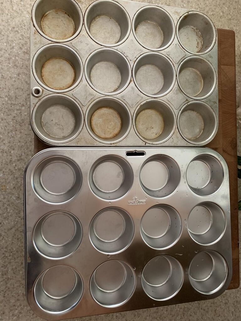 Fox Run Muffin and Cupcake Pan, 12 Standard Cup, Stainless Steel customer photo 1